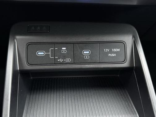 2025 Hyundai KONA EV SE