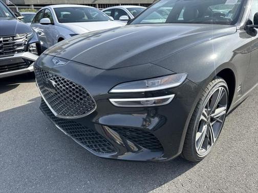 2025 Genesis G70 3.3T AWD Sport Advanced