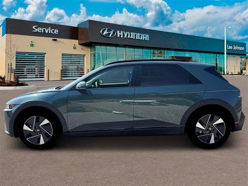 2025 Hyundai IONIQ 5 SEL