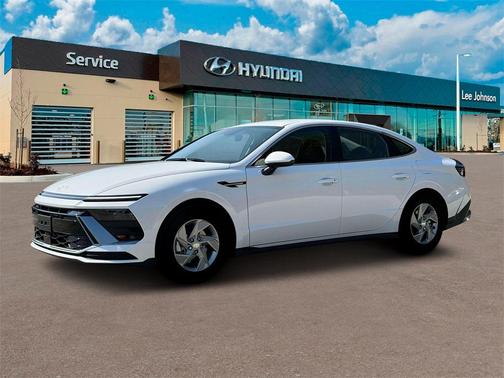 2025 Hyundai SONATA SE