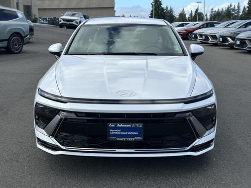 2025 Hyundai SONATA Hybrid SE