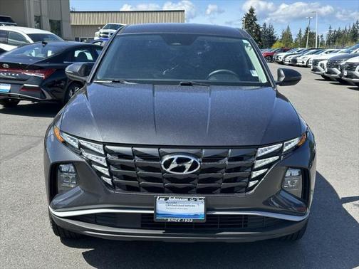 2022 Hyundai TUCSON SE