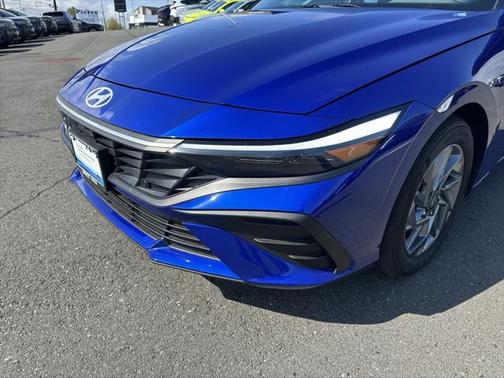 2024 Hyundai ELANTRA HEV Blue