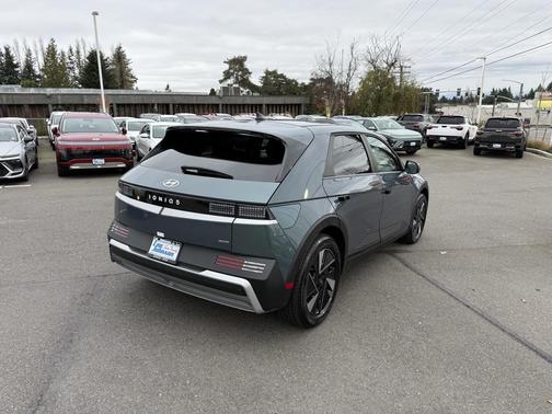 2025 Hyundai IONIQ 5 SE