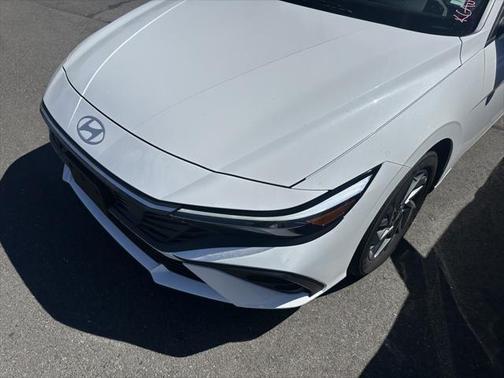 2024 Hyundai ELANTRA HEV Blue