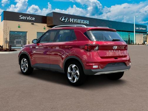 Ultimate Red 2025 Hyundai VENUE Limited