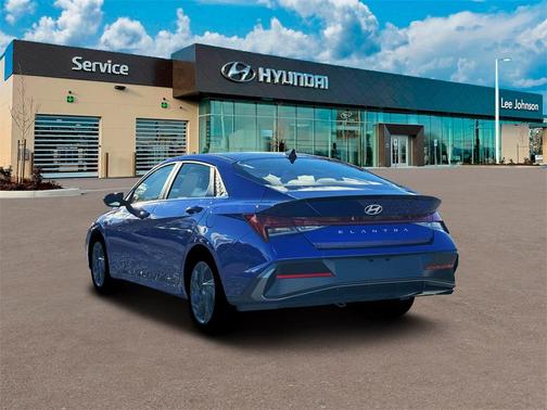 2026 Hyundai ELANTRA Sport