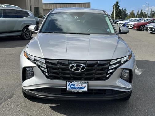 2023 Hyundai TUCSON SE