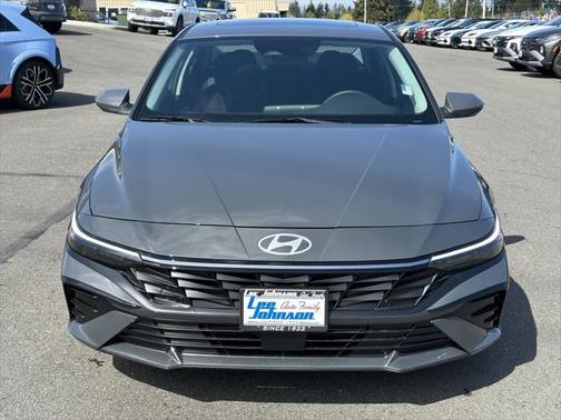 2025 Hyundai ELANTRA SEL