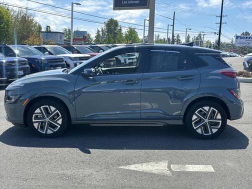2022 Hyundai KONA EV SEL