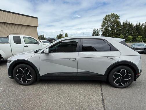 Cyber Gray 2024 Hyundai IONIQ 5 SEL