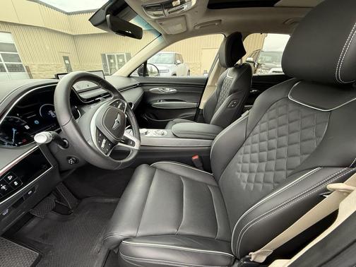 2025 Genesis Electrified GV70 Advanced AWD
