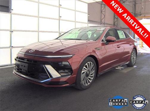 2024 Hyundai SONATA Hybrid Limited