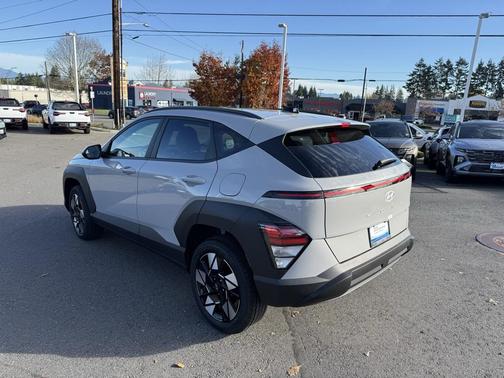 2025 Hyundai KONA SEL Convenience