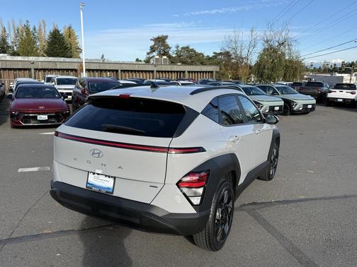 2025 Hyundai KONA SEL Convenience