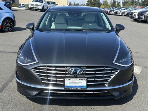2023 Hyundai SONATA Hybrid Limited