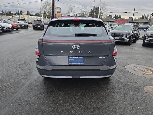 2024 Hyundai KONA EV SE