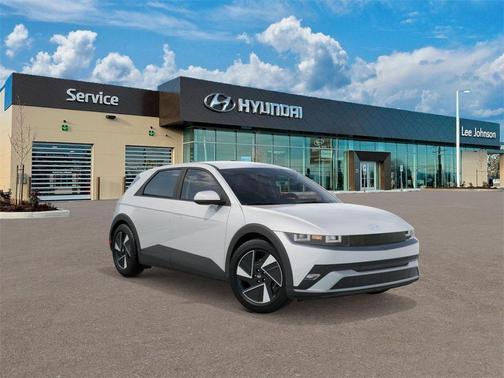 2026 Hyundai IONIQ 5 SE Standard Range