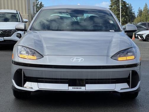 2025 Hyundai IONIQ 6 SE