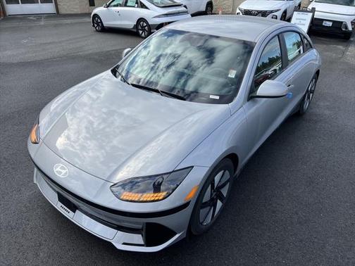 2025 Hyundai IONIQ 6 SE
