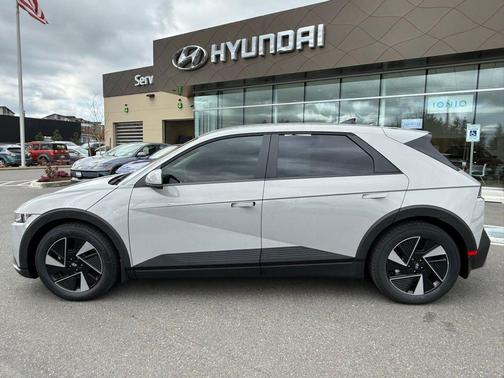 2026 Hyundai IONIQ 5 SEL