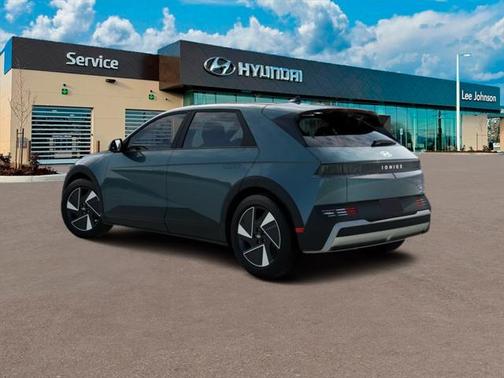 2025 Hyundai IONIQ 5 SE