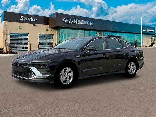 2025 Hyundai SONATA SE