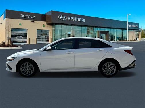 2025 Hyundai ELANTRA HEV Blue