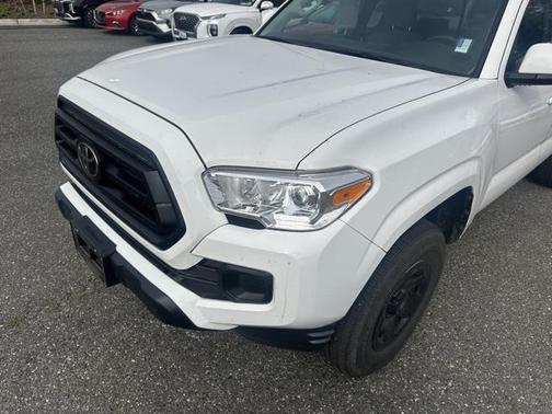 2022 Toyota Tacoma SR