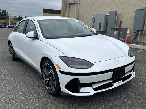 2024 Hyundai IONIQ 6 SE