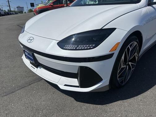 2024 Hyundai IONIQ 6 SEL