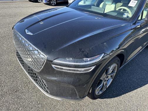2025 Genesis Electrified GV70 Advanced AWD