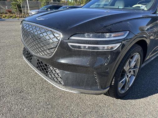2025 Genesis Electrified GV70 Advanced AWD