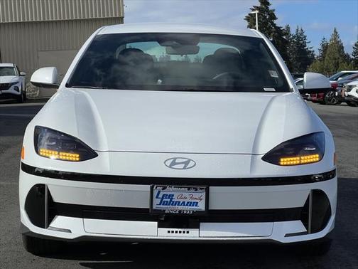 2025 Hyundai IONIQ 6 SE