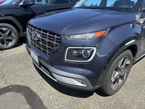 2022 Hyundai VENUE Limited