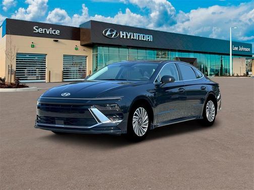 2025 Hyundai SONATA Hybrid SE