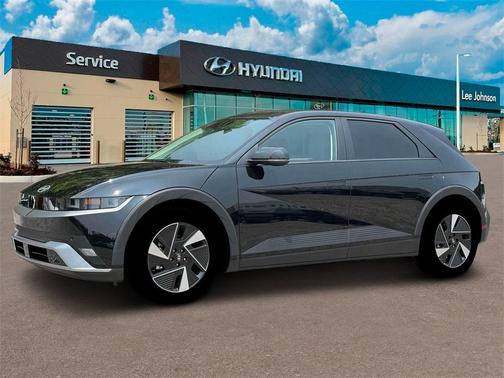 2025 Hyundai IONIQ 5 SE