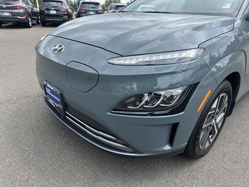 2022 Hyundai KONA EV Limited