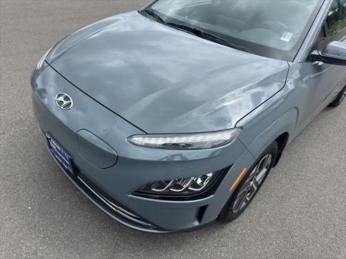 2022 Hyundai KONA EV Limited