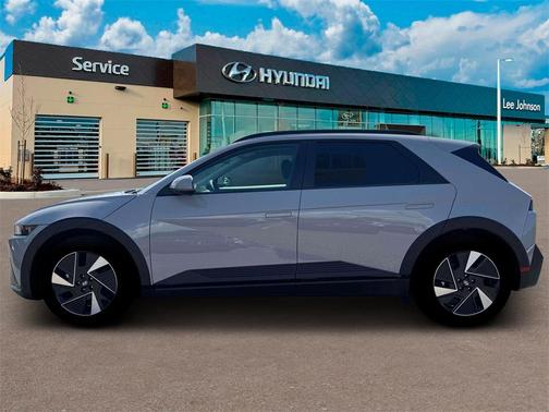2025 Hyundai IONIQ 5 SEL