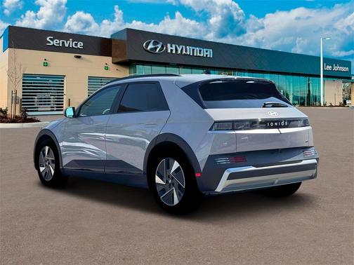 2025 Hyundai IONIQ 5 SEL