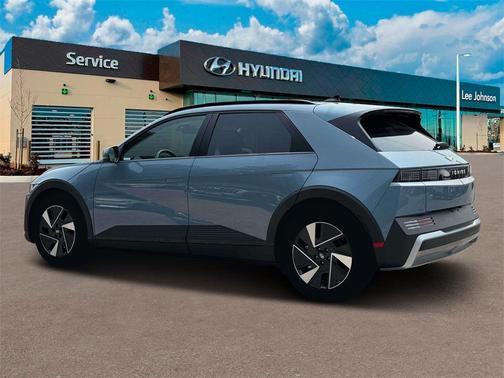 2025 Hyundai IONIQ 5 SEL