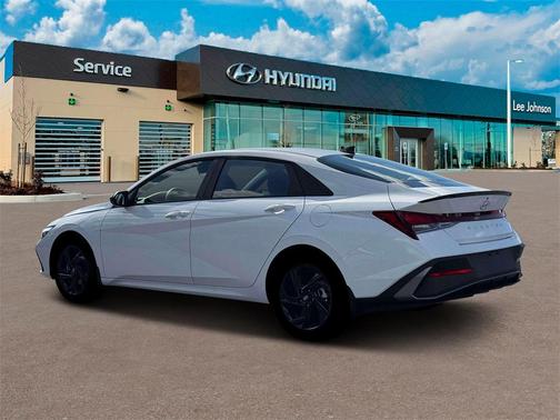 2026 Hyundai ELANTRA Sport