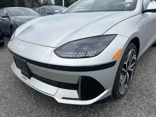 2024 Hyundai IONIQ 6 SE