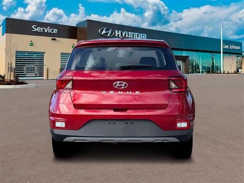 2026 Hyundai VENUE SE