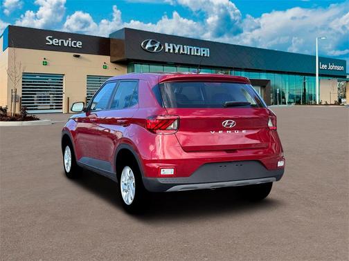 2026 Hyundai VENUE SE