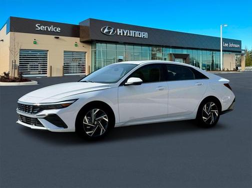 2025 Hyundai ELANTRA Limited