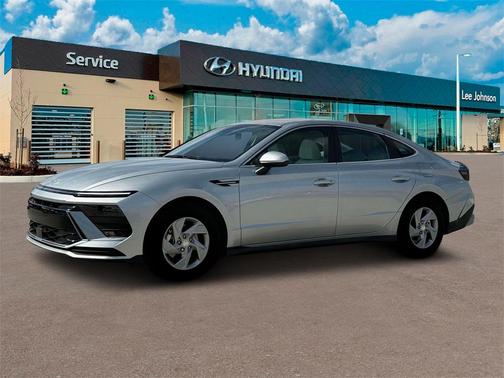 2025 Hyundai SONATA SE