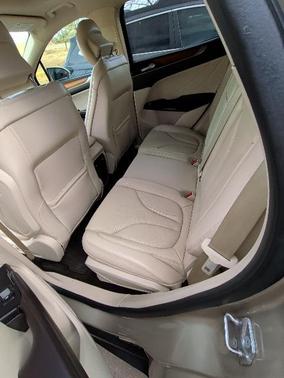 2015 Lincoln MKC Base