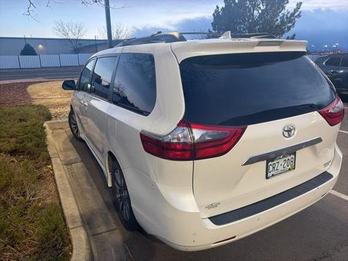 2020 Toyota Sienna Limited